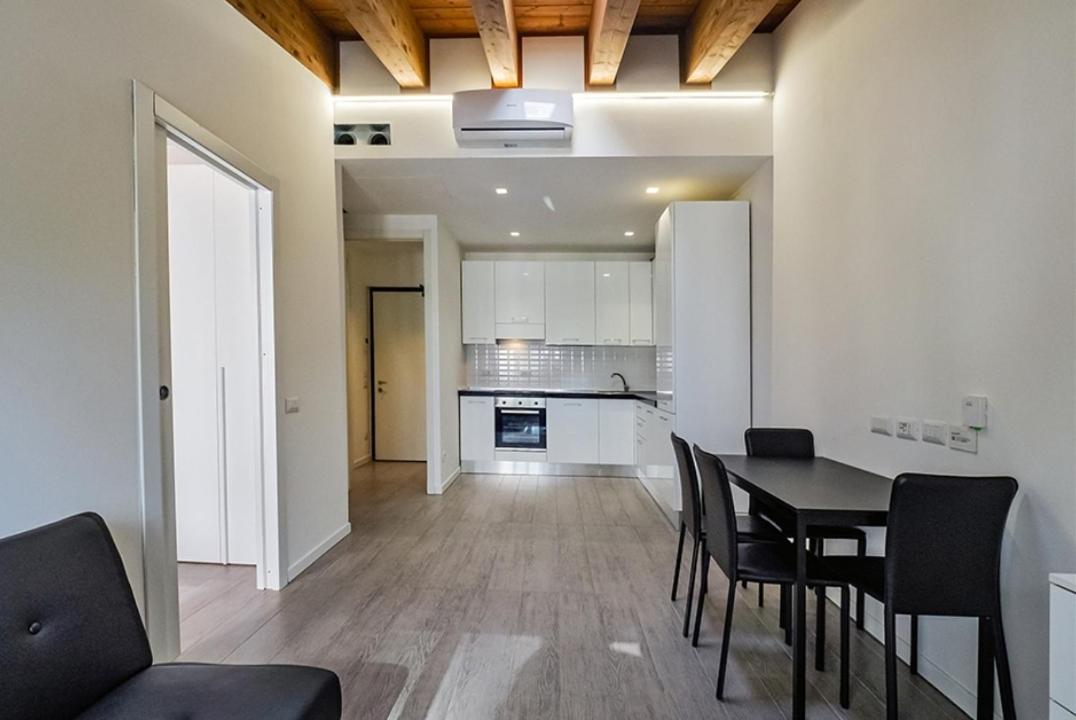 Lux Apartment 2 Milano Metro M2 Exterior photo